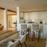 Familienwohnung Im Herzen Von Mit Pool Und Sauna * Bern