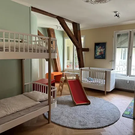 Familienwohnung Im Herzen Von Mit Pool Und Sauna Appartement *