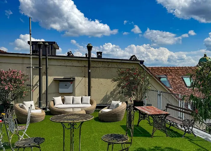 Familienwohnung Im Herzen Von Mit Pool Und Sauna Lejlighed