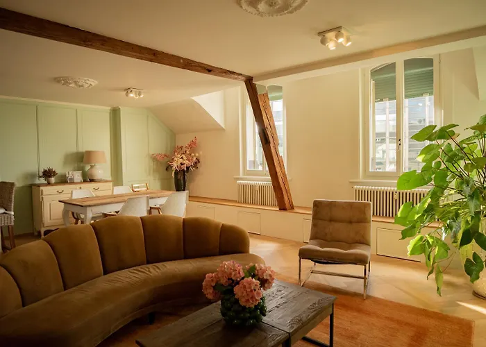 Familienwohnung Im Herzen Von Mit Pool Und Sauna Апартаменты *