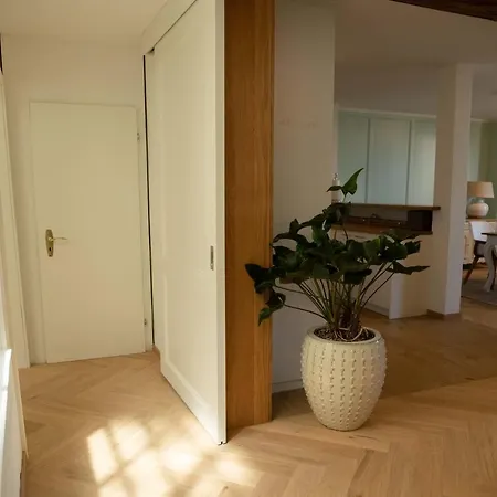 Familienwohnung Im Herzen Von Mit Pool Und Sauna *